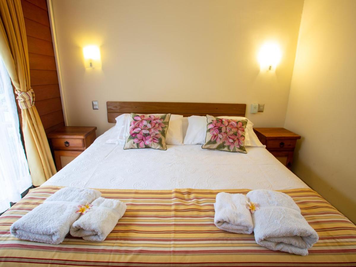 Hostal Uruhao Hanga Roa Esterno foto